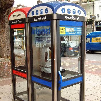 KX Plus B Internet Lewisham Way SE14 041005 
