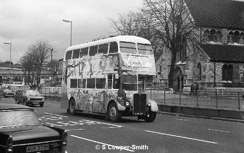 ,BW32,40,RT2089,,,Lewisham Play Bus,21041978.jpg