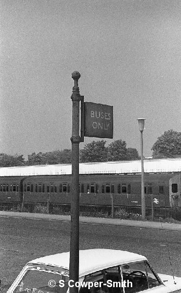 ,BW37,24,,,BUS STOP,BECKENHAM JUNCTION STN,01051978.jpg