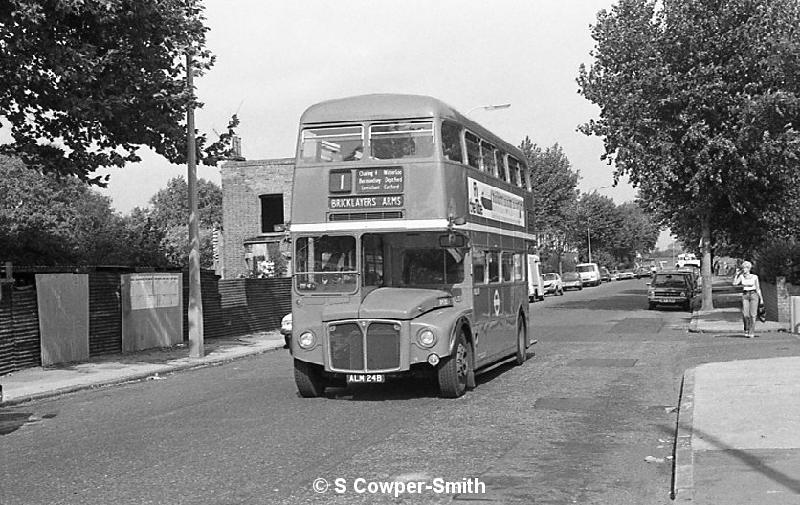 1,BW59,19,RM2024,1,BRICKLAYERS ARMS,ROTHERHITHE NEW RD,AUG1978.jpg