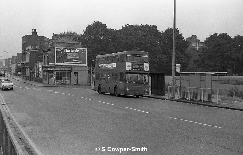 106,BW60,03,DMS1286,106,HACKNEY WELL STREET,ROMAN RD,SEPT 1978.jpg