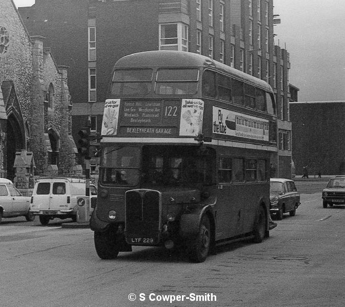 122,BW34,07,RT4170,122,BEXLEYHEATH GARAGE,LEWISHAM HIGH ST,21041978.jpg