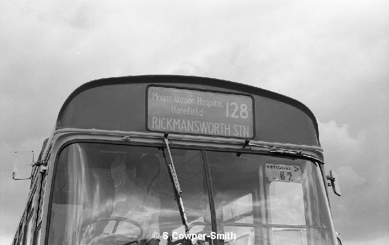 128,BW42,32,,128,RICKMANSWORTH STN,HILLINGDON SHOW,24061978.jpg