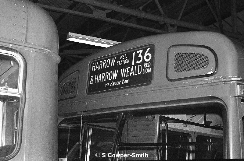 136,BW46,20,SMS,136,HARROW MET STATION,HARROW WEALD GARAGE ,14071978.jpg