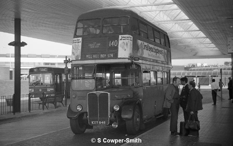 140,BW41,17,RT3220,140,MILL HILL BDY STN,HEATHROW BUS STN,21051978.jpg