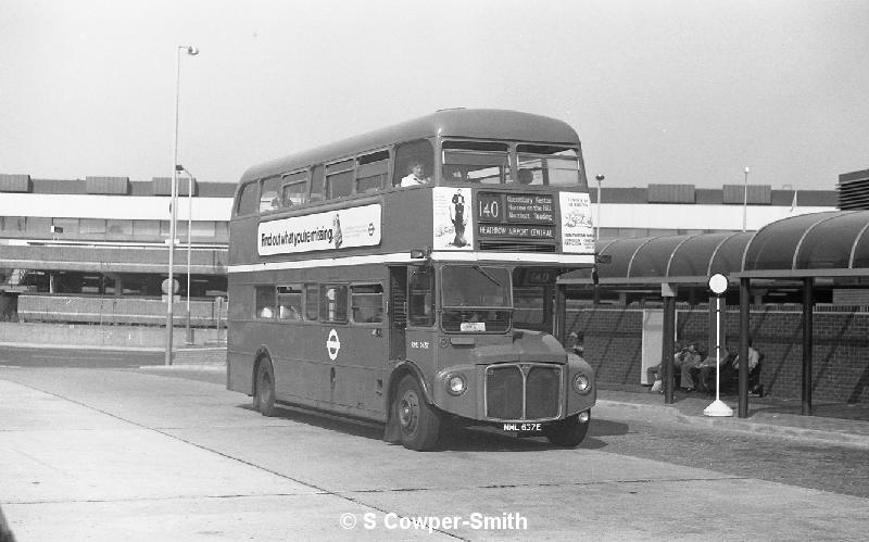 140,BW41,22,RML2637,140,HEATHROW AIRPORT CENTRAL,HEATHROW BUS STN,21051978.jpg