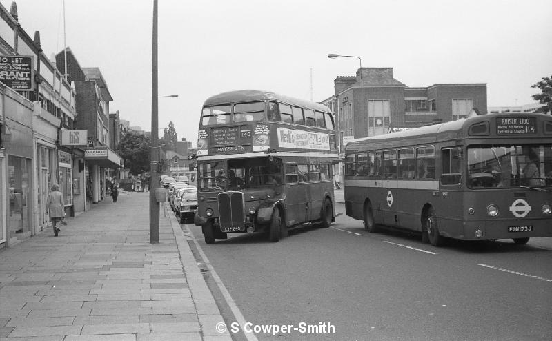 140,BW44,21,RT4190,140,HAYES STN,HARROW-ON-THE-HILL STN,01071978.jpg