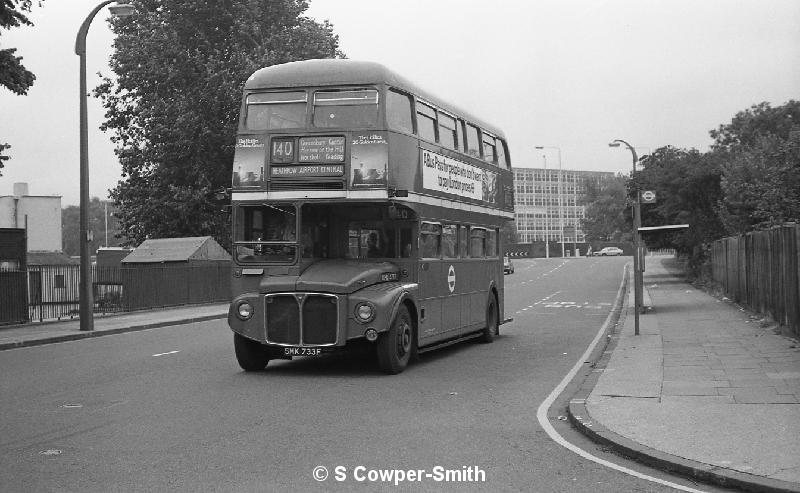 140,BW44,34,RML2733,140,HEATHROW AIRPORT CENTRAL,HARROW-ON-THE-HILL STN,01071978.jpg