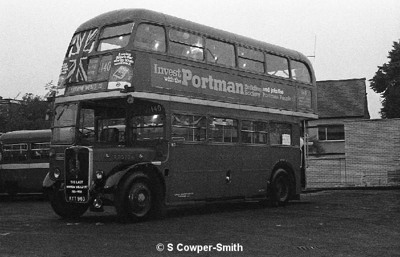 140,BW46,12,RT3234,140,HARROW WEALD GARAGE ,HARROW WEALD GARAGE LAST DAY,14071978.jpg