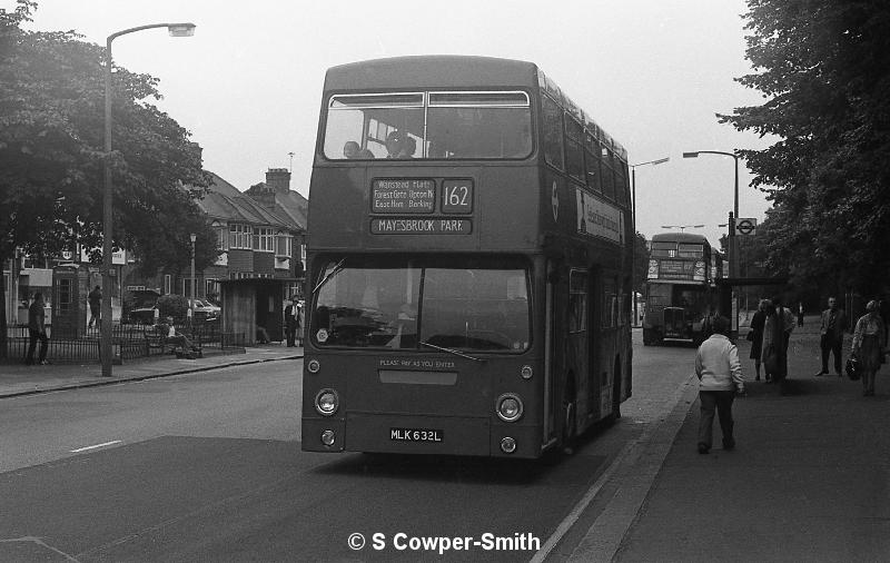 162,BW57,26,DMS1632,162,Mayesbrook Park,Barking,Aug 1978.jpg