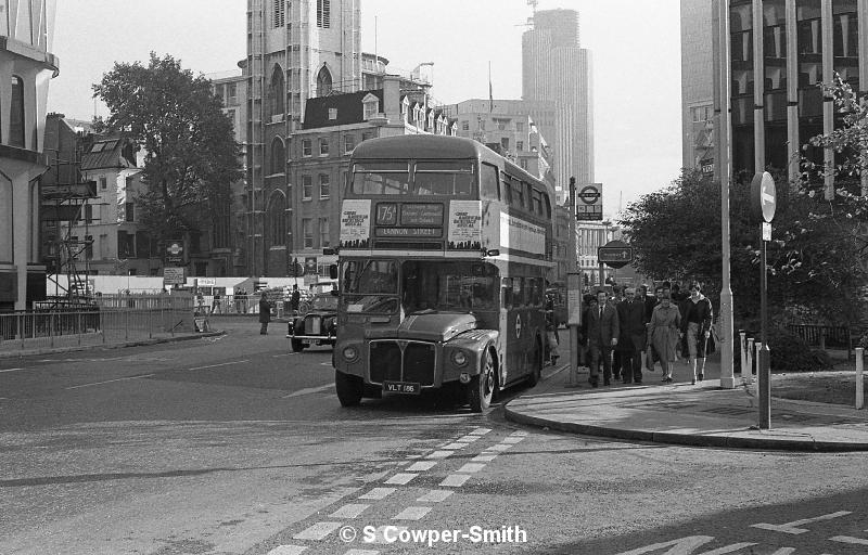 176A,BW60,25,RM0186,176A,CANNON STREET,QUEEN VIC ST,SEPT 1978.jpg