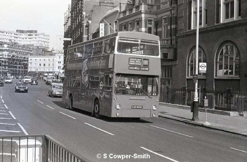 181,BW61,36,DMS2464,181,STOCKWELL STATION,VICTORIA,01091978.jpg