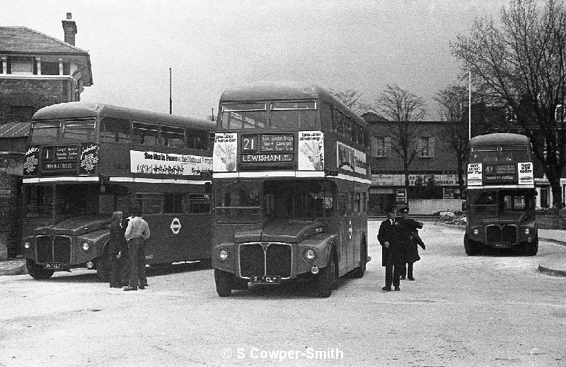 21,BW33,34,RM1288,21,LEWISHAM BUS STATION,LEWISHAM,220478.jpg