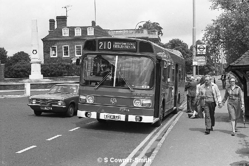 210,BW45,12,LS197,210,FINSBURY PARK STN,HAMPSTEAD,01071978.jpg