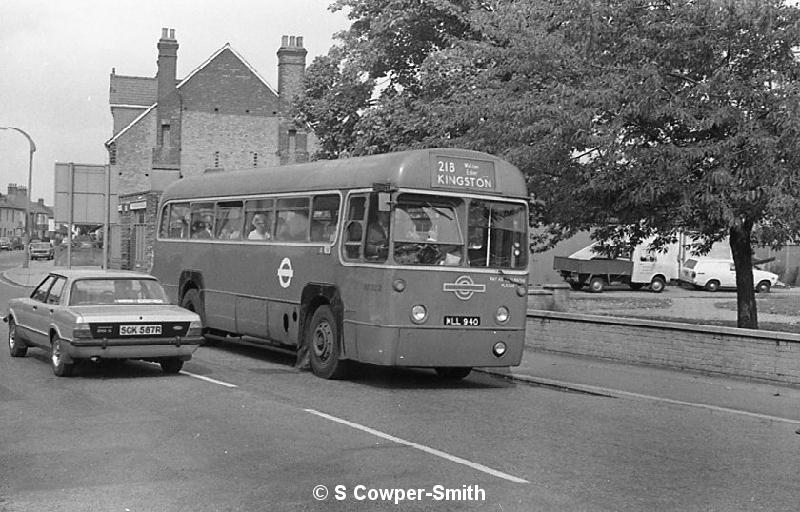 218,BW59,28,RF522,218,KINGSTON,HERSHAM,AUG1978.jpg