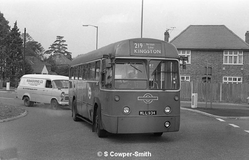 219,BW59,24,RF516,219,KINGSTON,HERSHAM,AUG1978.jpg