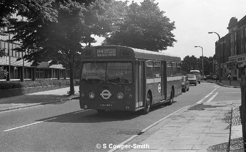 244,BW40,25,SMS240,244,SOUTHGATE STATION,SOUTHGATE,21051978.jpg