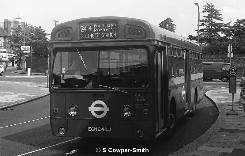 244,BW40,26,SMS240,244,SOUTHGATE STATION,SOUTHGATE,21051978.jpg