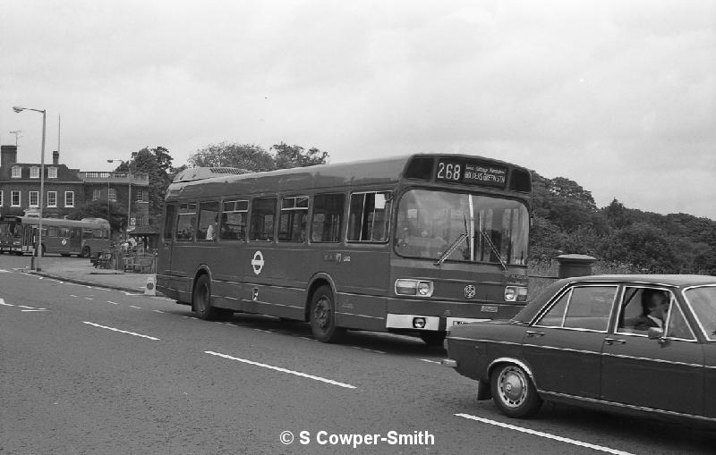 268,BW45,05,LS112,268,GOLDERS GREEN STN,HAMPSTEAD,01071978.jpg