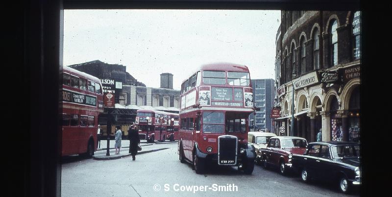 40,S36,07,RTL0493,40,WANSTEAD STATION,LONDON BRIDGE,EARLY 60S.jpg