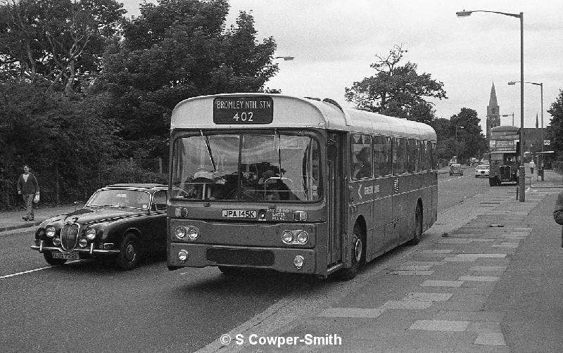 402,BW46,39,RP45,402,BROMLEY NTH STN,BROMLEY COMMON CROWN BR2,01071978.jpg