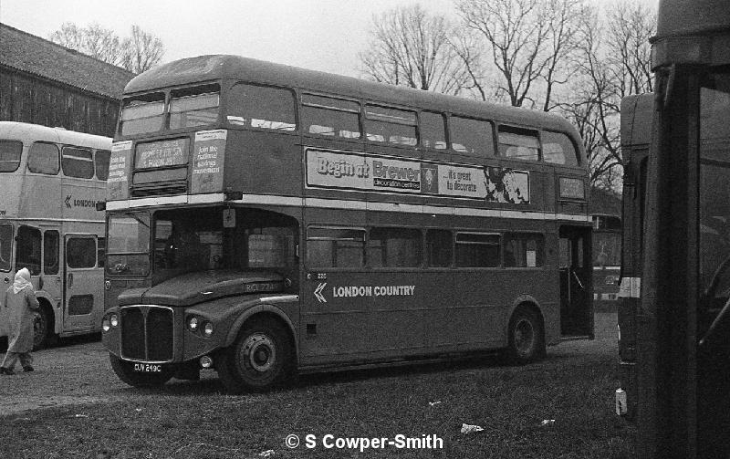 410,BW37,08,RCL2249,410,BROMLEY NTH STN AND BIGGIN HILL,BIGGIN HILL AIRPORT,20051978.jpg