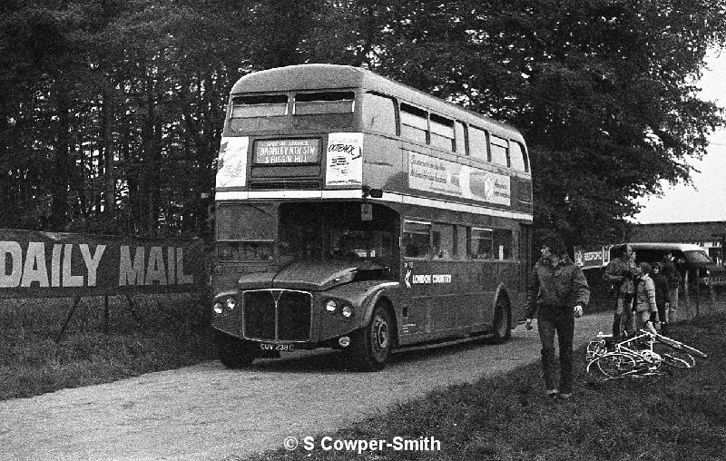 410,BW37,12,RCL2238,410,BROMLEY NTH STN AND BIGGIN HILL,BIGGIN HILL AIRPORT,20051978.jpg