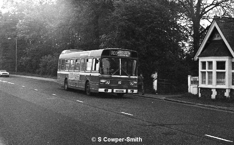 410,BW37,19,SNB276,410,BROMLEY NTH STN AND BIGGIN HILL,HASTINGS RD BROMLEY,20051978.jpg