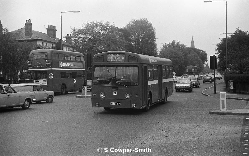 410,BW39,31,SM458,410,BROMLEY NTH STN AND BIGGIN HILL,MASONS HILL BR2,20051978.jpg