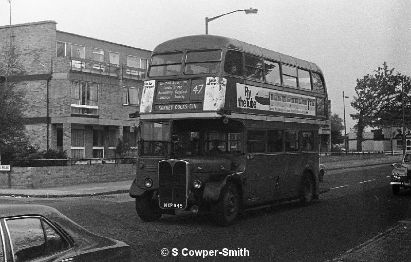 47,BW37,21,RT4553,47,SURREY DOCKS STN,BROMLEY COMMON,20051978.jpg