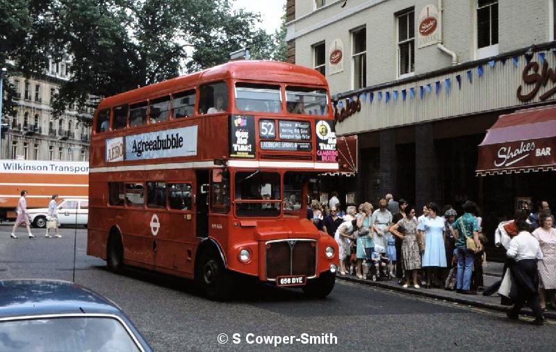 52,S39,07,RM1656,52,LADBROKE GROVE & MIDDLE ROW GARAGE,VICTORIA,28Jul81.JPG