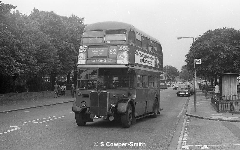 62,BW57,10,RT3911,62,Barking Gascoigne Estate,Barking,Aug 1978.jpg