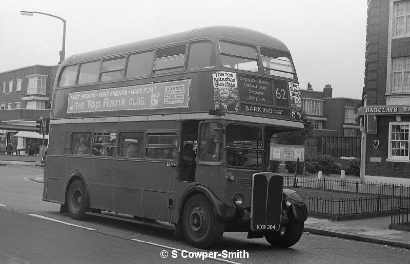 62,BW57,32,RT1658,62,Barking Gascoigne Estate,Barking,Aug 1978.jpg