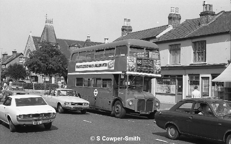 68,BW52,37,RM1430,68,CHALK FARM STATION,SOUTH CROYDON GARAGE,01081978.jpg