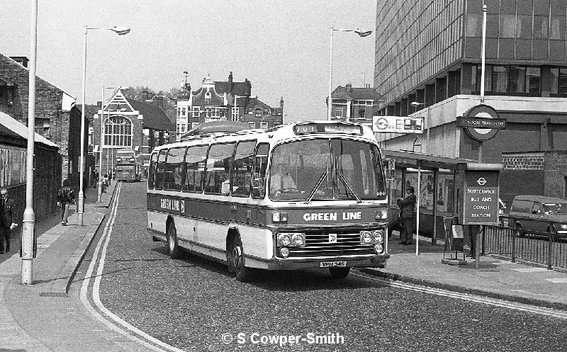 701,BW38,25,RS034,701,WINDSOR VIA HEATHROW AIRPORT,HAMMERSMITH BUS STN,01051978.jpg