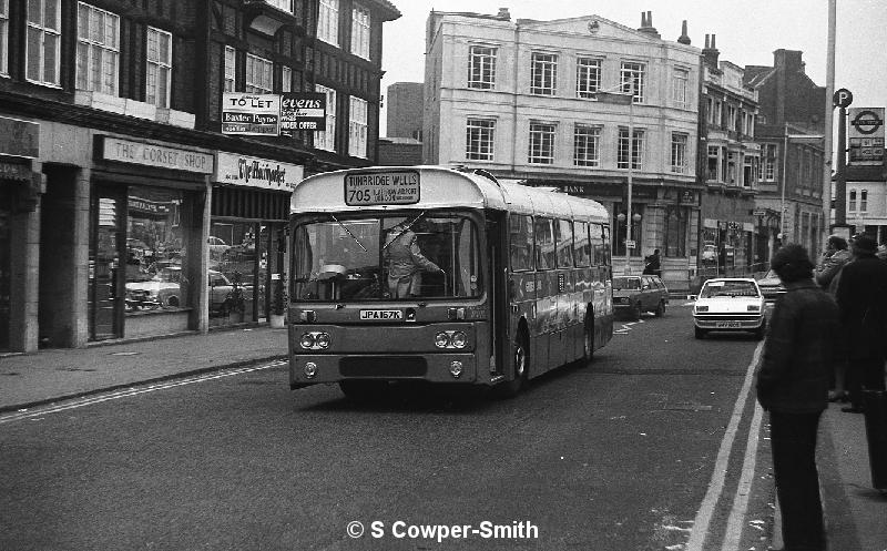 705,BW39,37,RP67,705,TUNBRIDGE WELLS,BROMLEY MARKET SQ,20051978.jpg