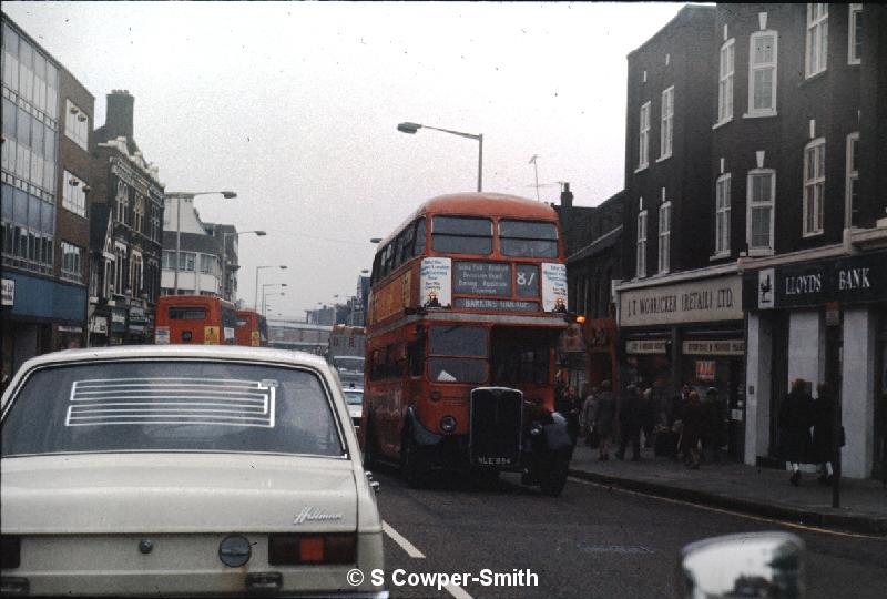 87,S07,15 RT4320, FOS, 87,BARKING GARAGE 101975.jpg