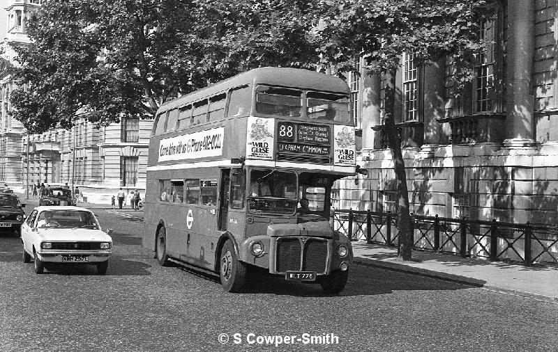 88,BW53,30,RM0776,88,CLAPHAM COMMON OLD TOWN,WHITEHALL,26081978.jpg