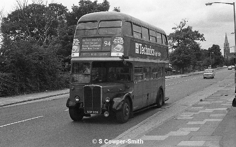 94,BW46,35,RT4558,94,PETTS WOOD STATION,BROMLEY COMMON CROWN BR2,01071978.jpg