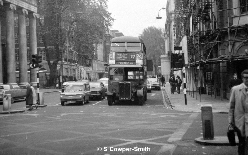 BW02,20, RT1619 77 TOOTING MITRE EUSTON 1076.jpg