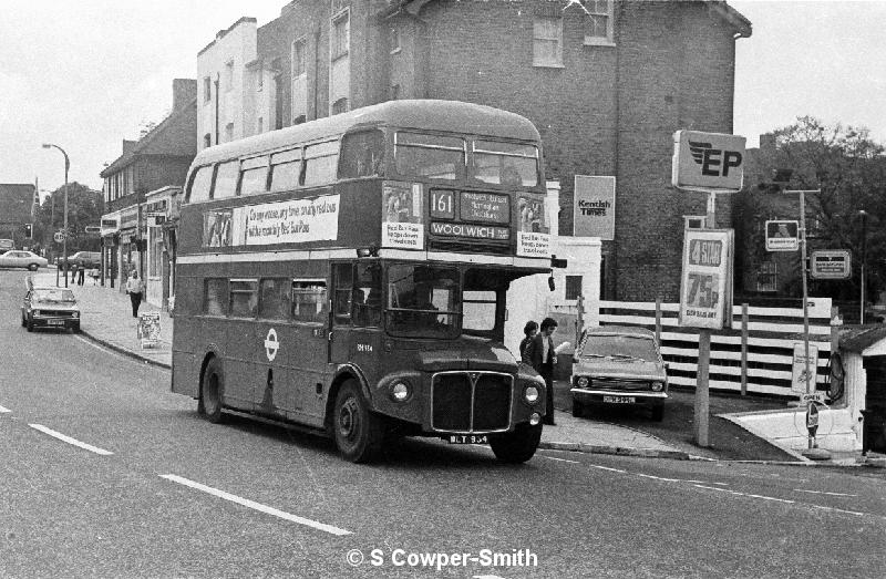 BW03,05, RM0934 161 WOOLWICH HARE STREET MOTTINGHAM OCT76.jpg