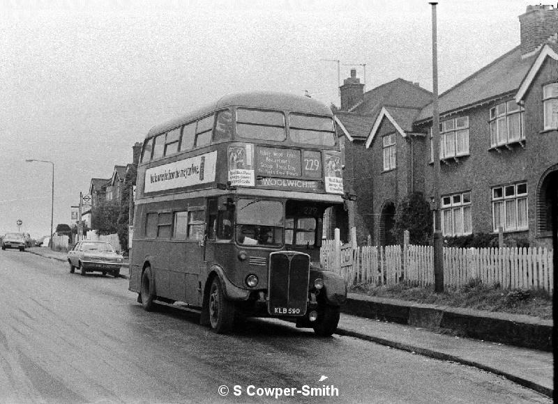 BW03,09, RT1341 229 WOOLWICH HARE STREET ORPINGTON STN OCT76.jpg