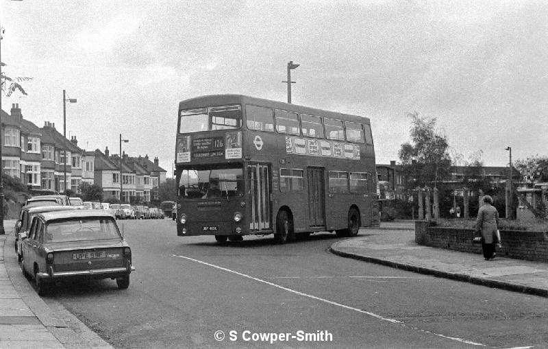 BW03,29 DMS413 126 BECKENHAM JUNCTION ELTHAM WELL HALL OCT76.jpg