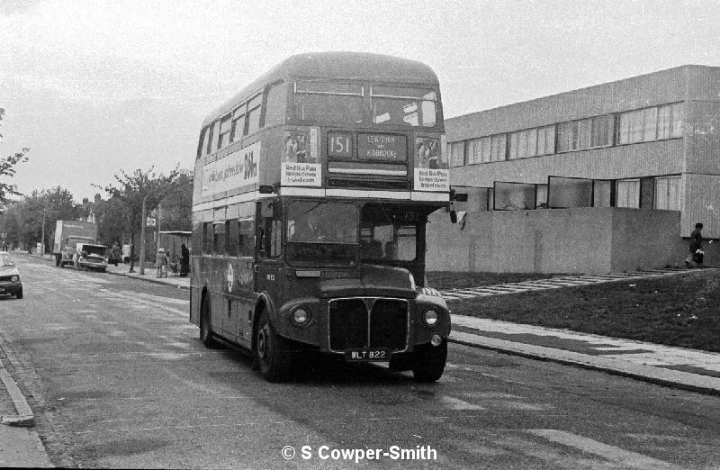 BW03,31 RM0822 151 LEWISHAM AND KIDBROOKE KIDBROOKE OCT 76 .jpg