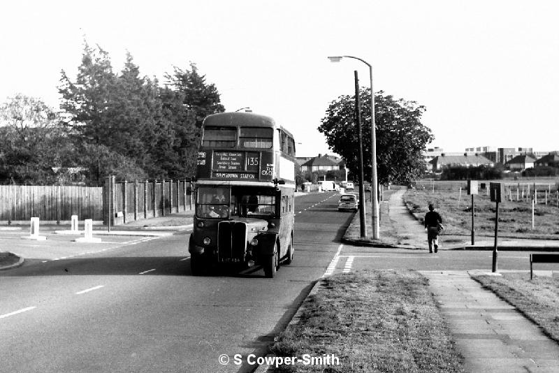 BW05,13 RT2837 135 BRIMSDOWN STATION ENFIELD 101976.JPG