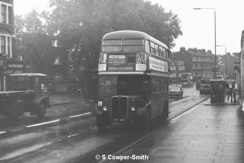 BW07,16,RT4713,NEW CROSS,,TRAINER,091976.JPG