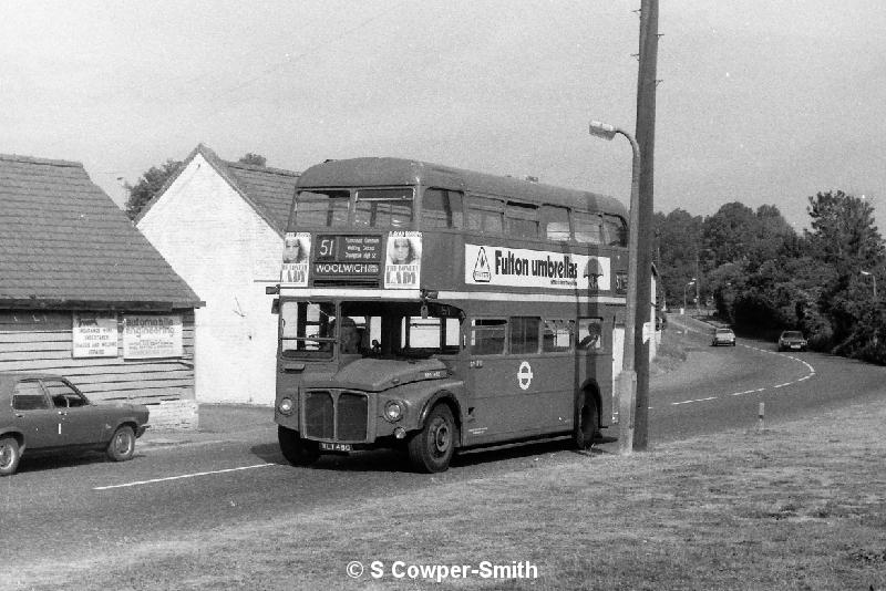 BW09,24, RM0480,51, Woolwich Powis Street, Green St Green, Aug 76.JPG