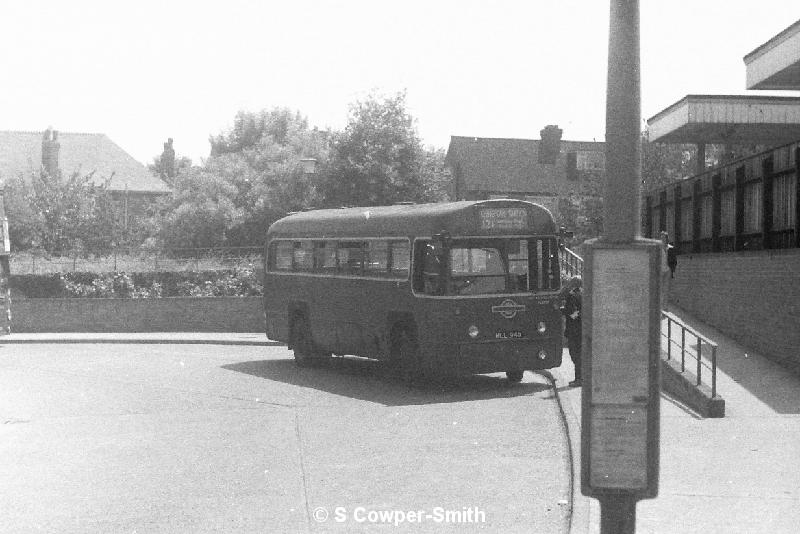 BW09,36, RF 531, 121, Chingford Station, Chingford Station, Aug 76.JPG