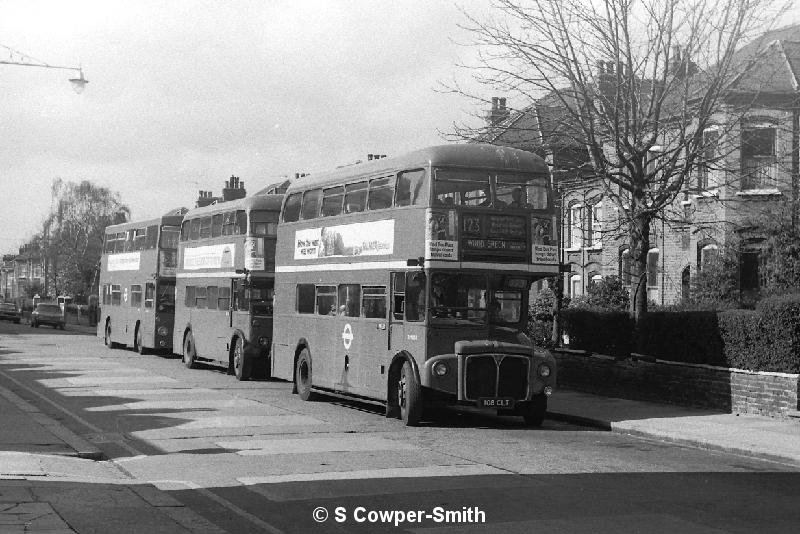 BW12,10,RM1108,123,Wood Green L T Station,Ilford Stn,021977.JPG