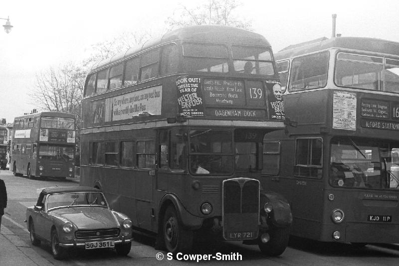 BW12,15,RT2737,139,Dagenham Dock,Ilford Stn,021977.JPG